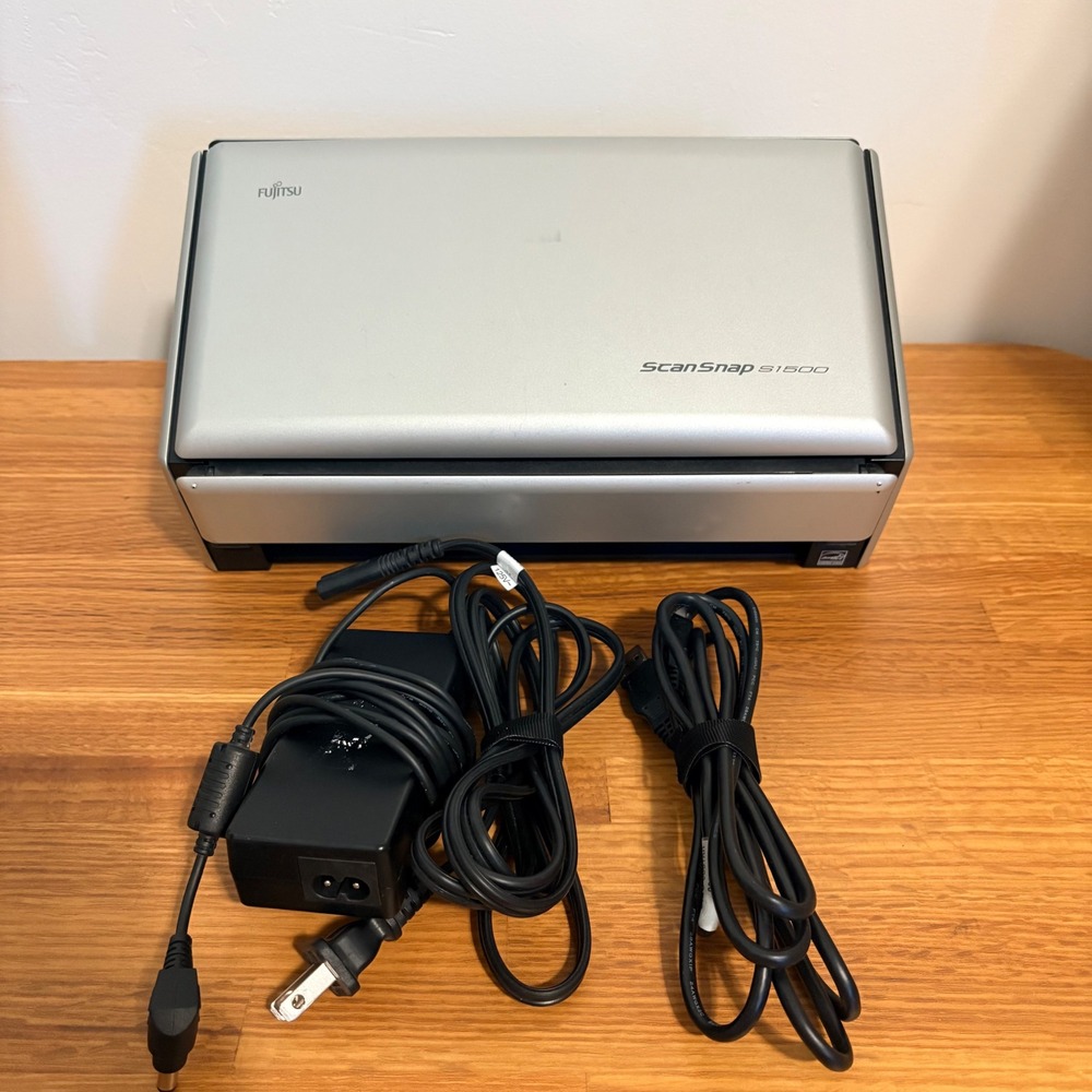 Fujitsu‎ ScanSnap S1500 Document Scanner Duplex PA03586-B015 w/ AC & USB Cords